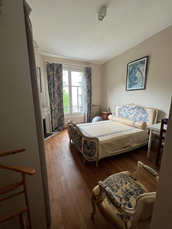 Hyper Centre ,Jolie Chambre Climatisee Avec Parking Securise Gratuit 클레르몽페랑 외부 사진