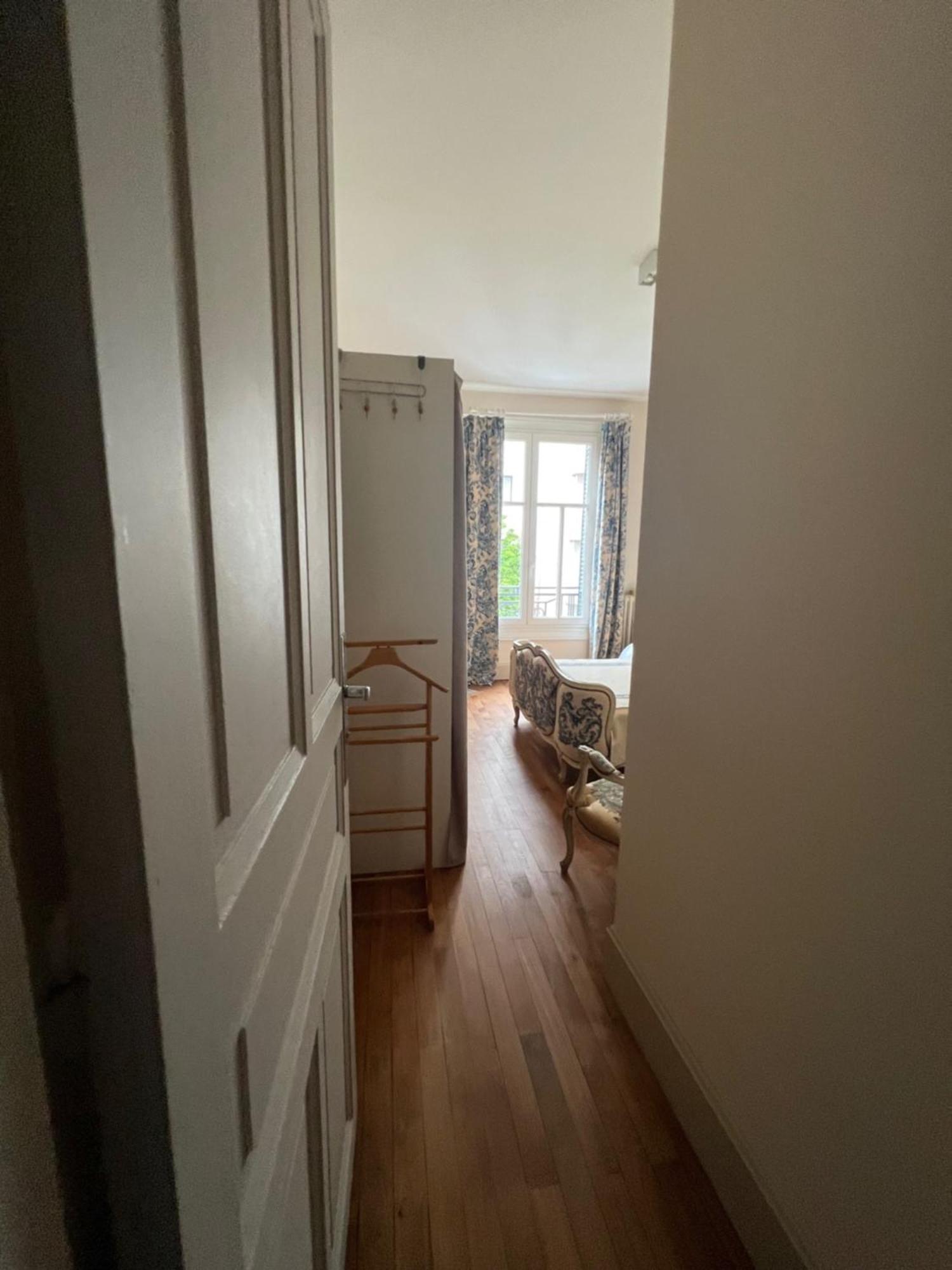 Hyper Centre ,Jolie Chambre Climatisee Avec Parking Securise Gratuit 클레르몽페랑 외부 사진