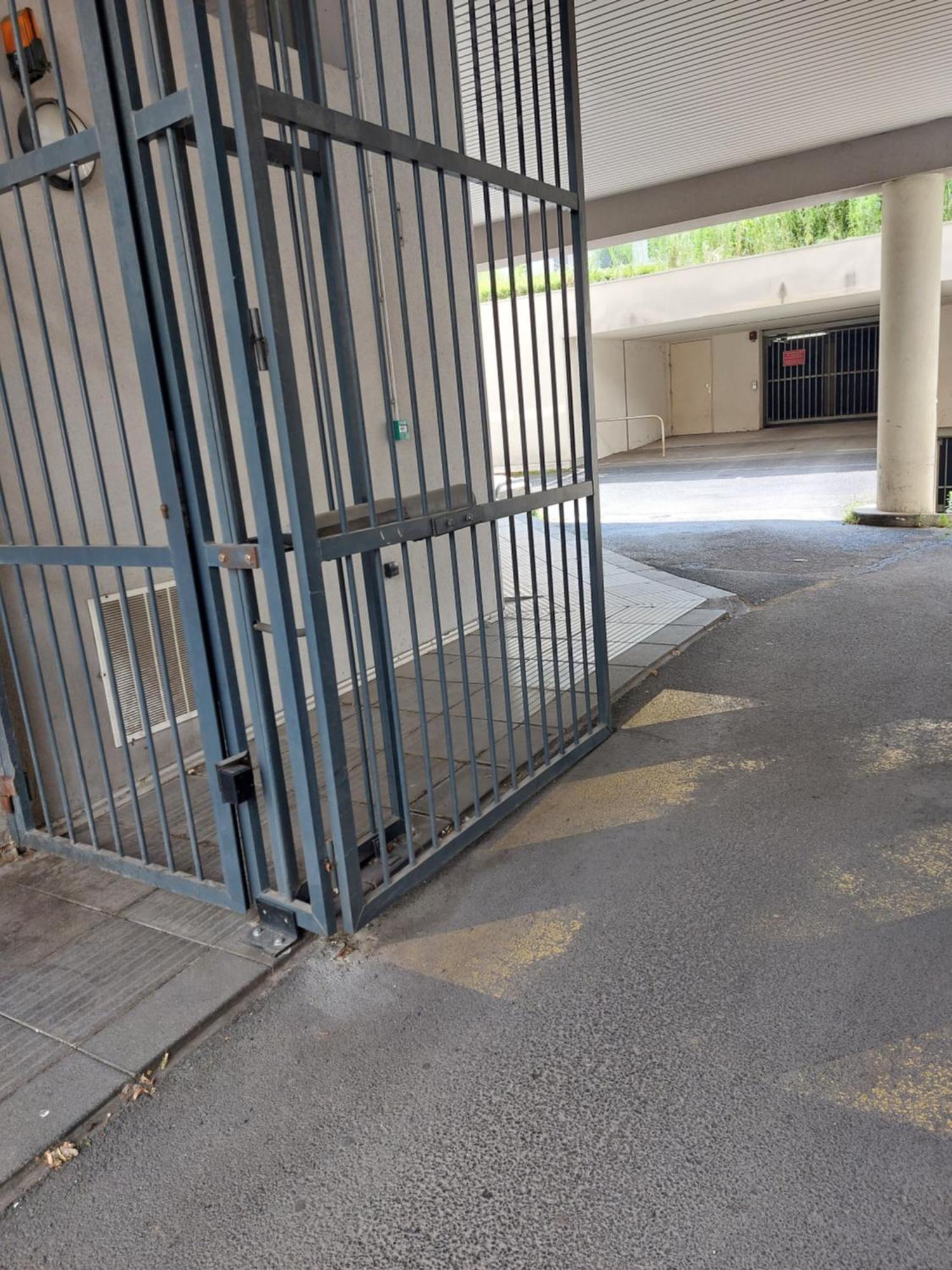Hyper Centre ,Jolie Chambre Climatisee Avec Parking Securise Gratuit 클레르몽페랑 외부 사진